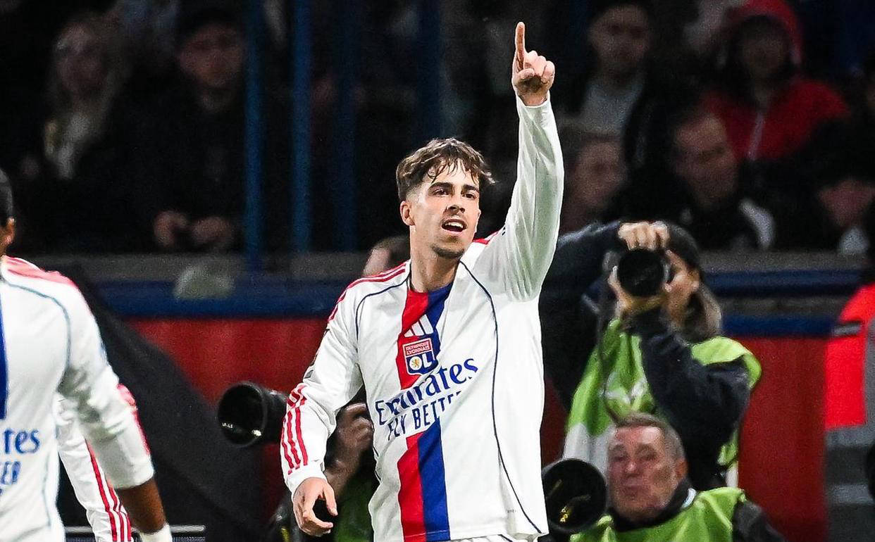 法甲最新积分榜出炉：巴黎圣日耳曼主场意外失利，争冠形势骤然升级